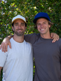 voir Chad and JT Go Deep Saison 1 en streaming 